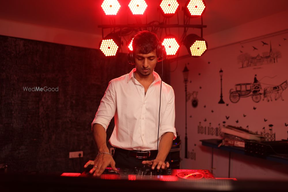 Photo By Darryl Gaulbert - DJs