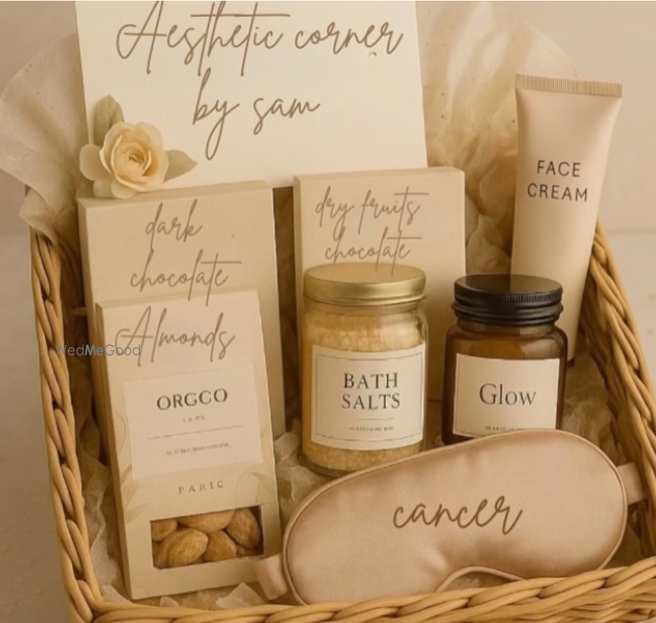 Aesthetic Corner by Sam