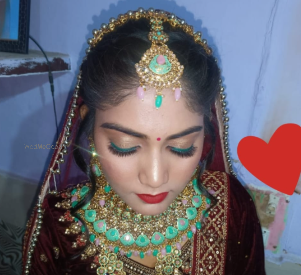 Makeup by Meenakshi