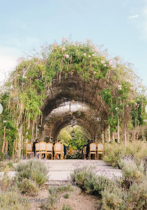 Photo By Xanath Banuelos - Wedding Planners