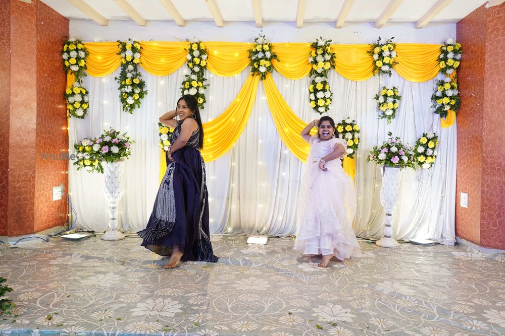 Photo By Groove Shaadi - Sangeet Choreographer