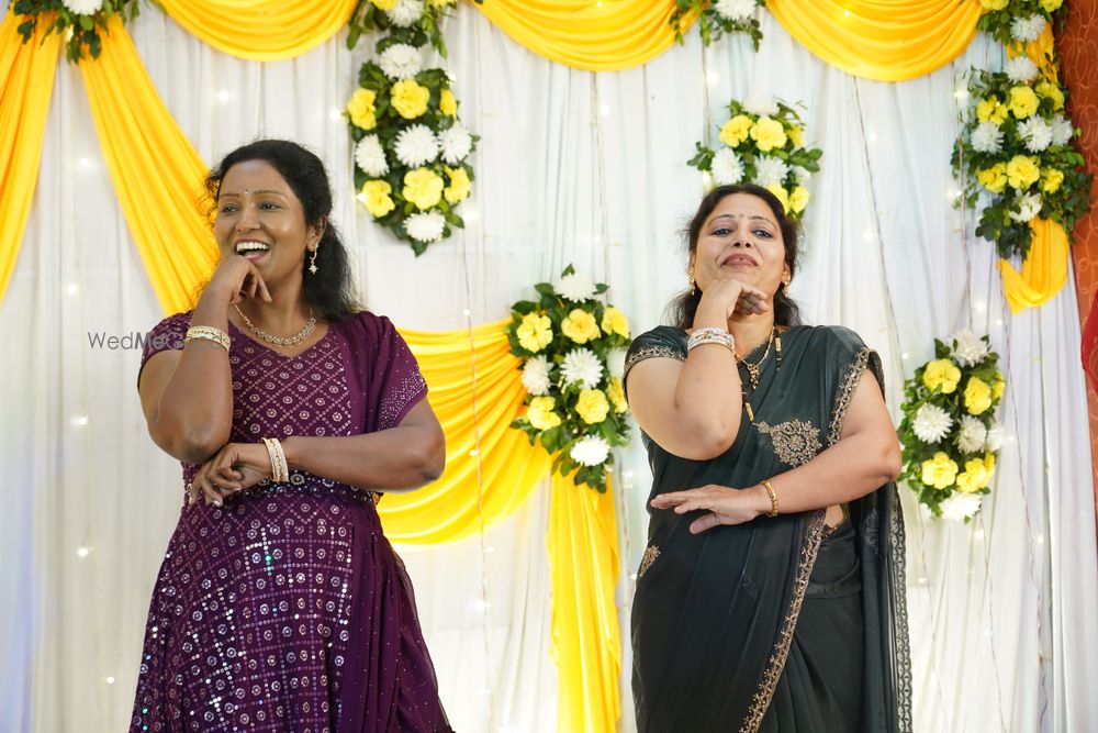 Photo By Groove Shaadi - Sangeet Choreographer