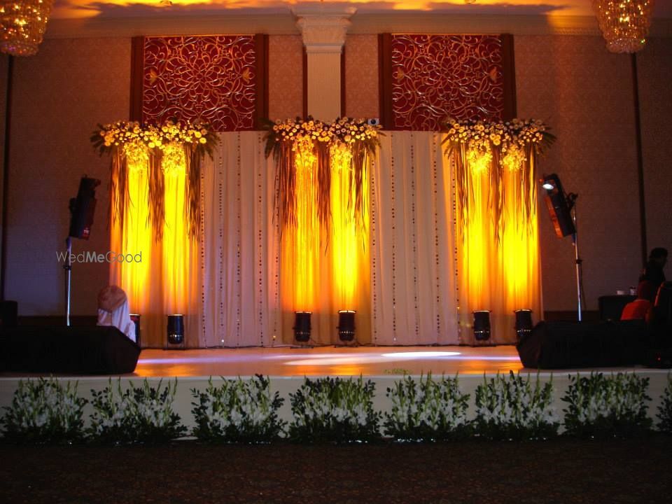 Photo By Hiravati Banquet Hall at Santacruz - Venues