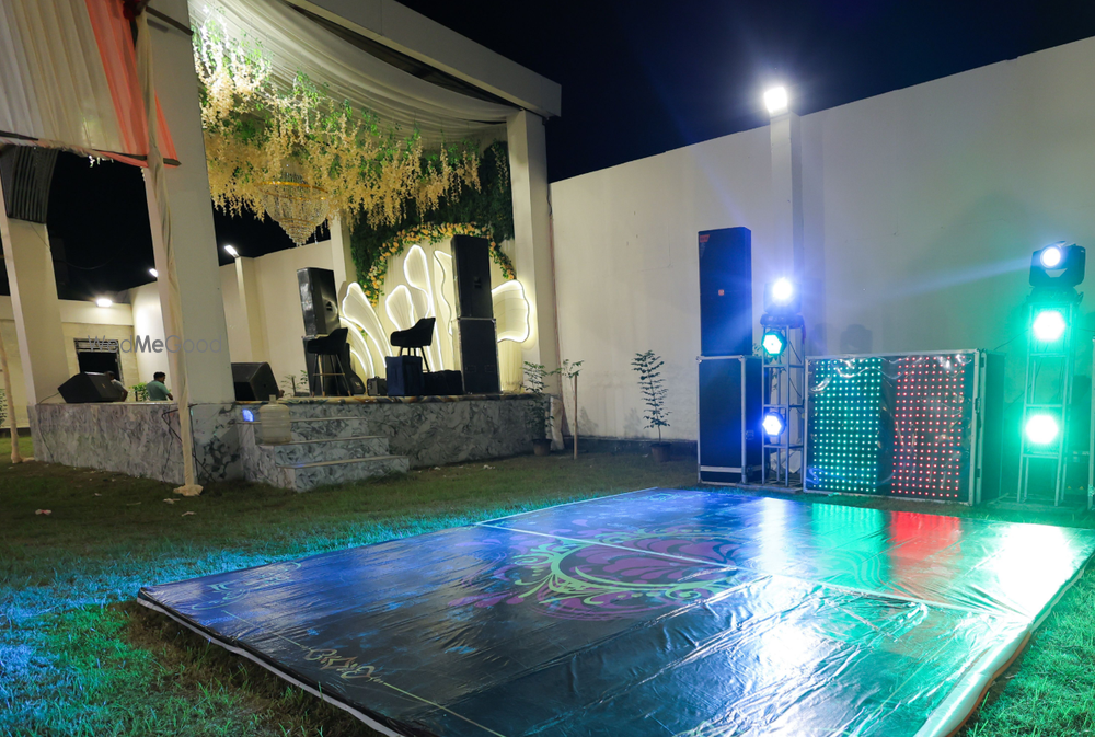 Amora Luxury Farms