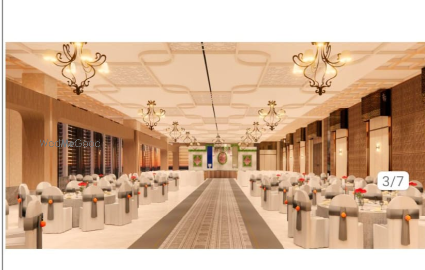 Solasta Stays & Banquets