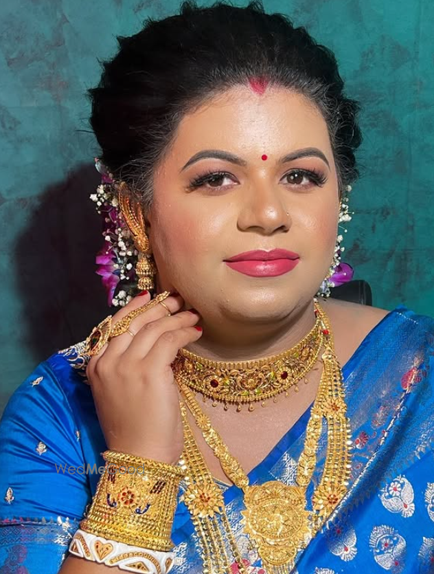 Photo By Monalisa'z Makeup Studio and Academy - Bridal Makeup Artists