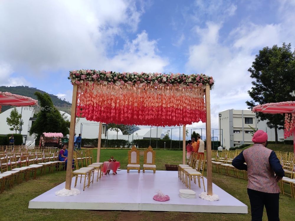 Photo By Lotus The Florist - Decorators