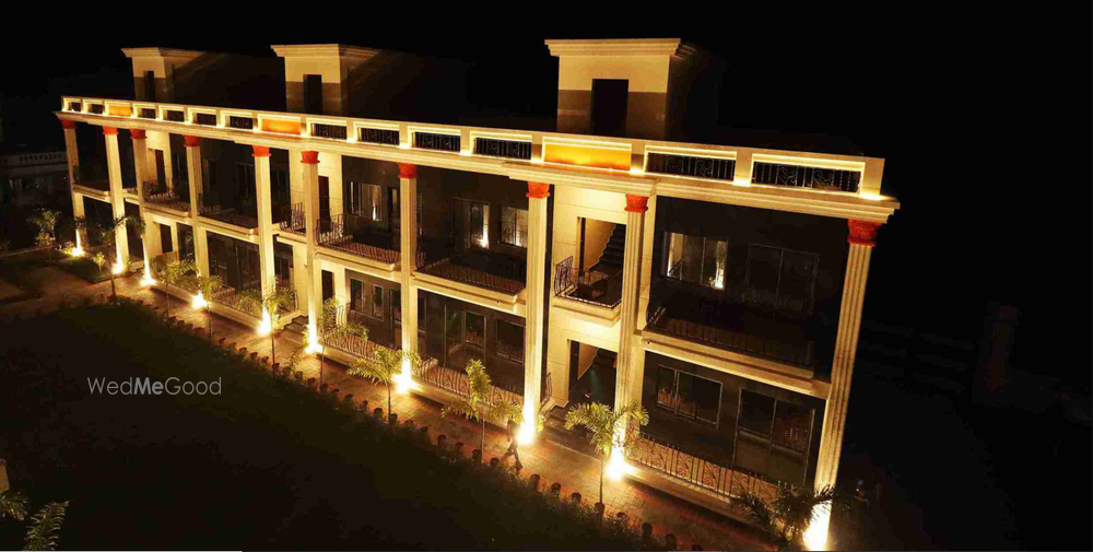 Rajbari Resort