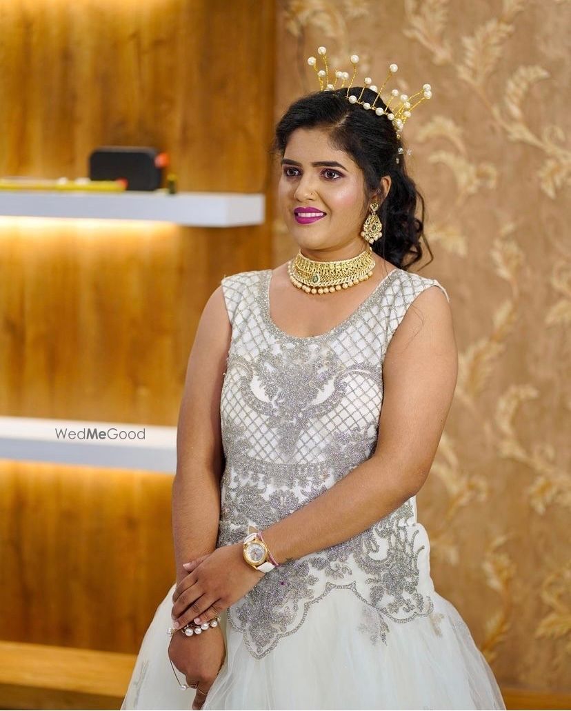 Photo By Laxmi Khandekar Makeup Artist - Bridal Makeup