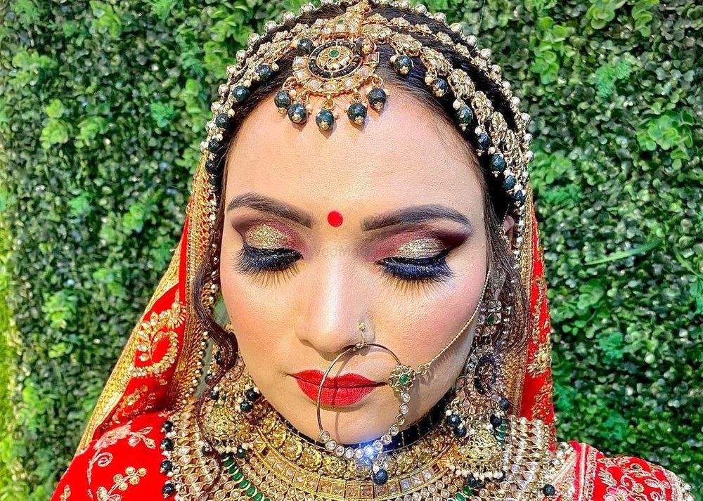 Anshika Vaishy Makeup