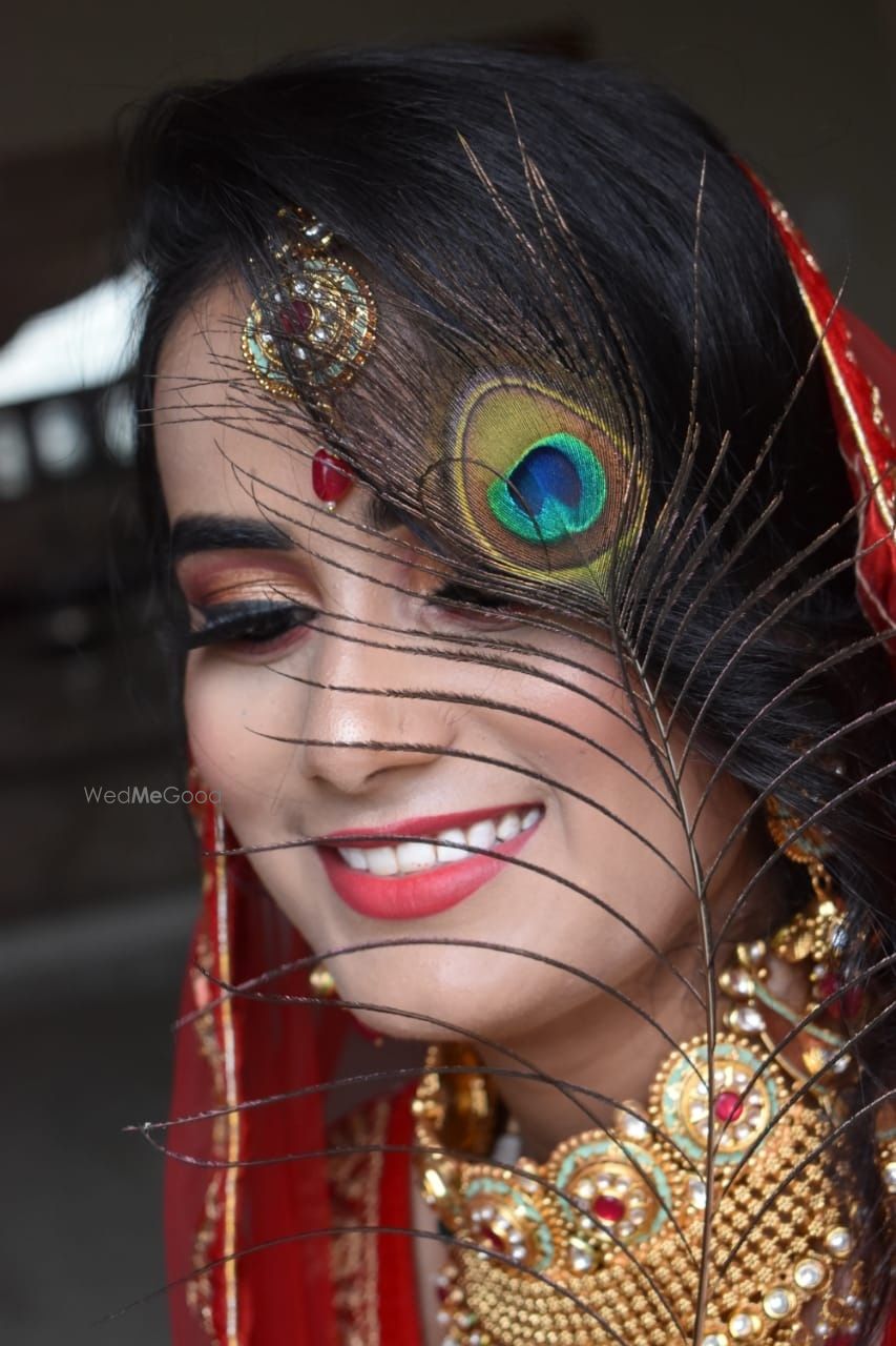 Photo By Dharavi Makeovers - Bridal Makeup