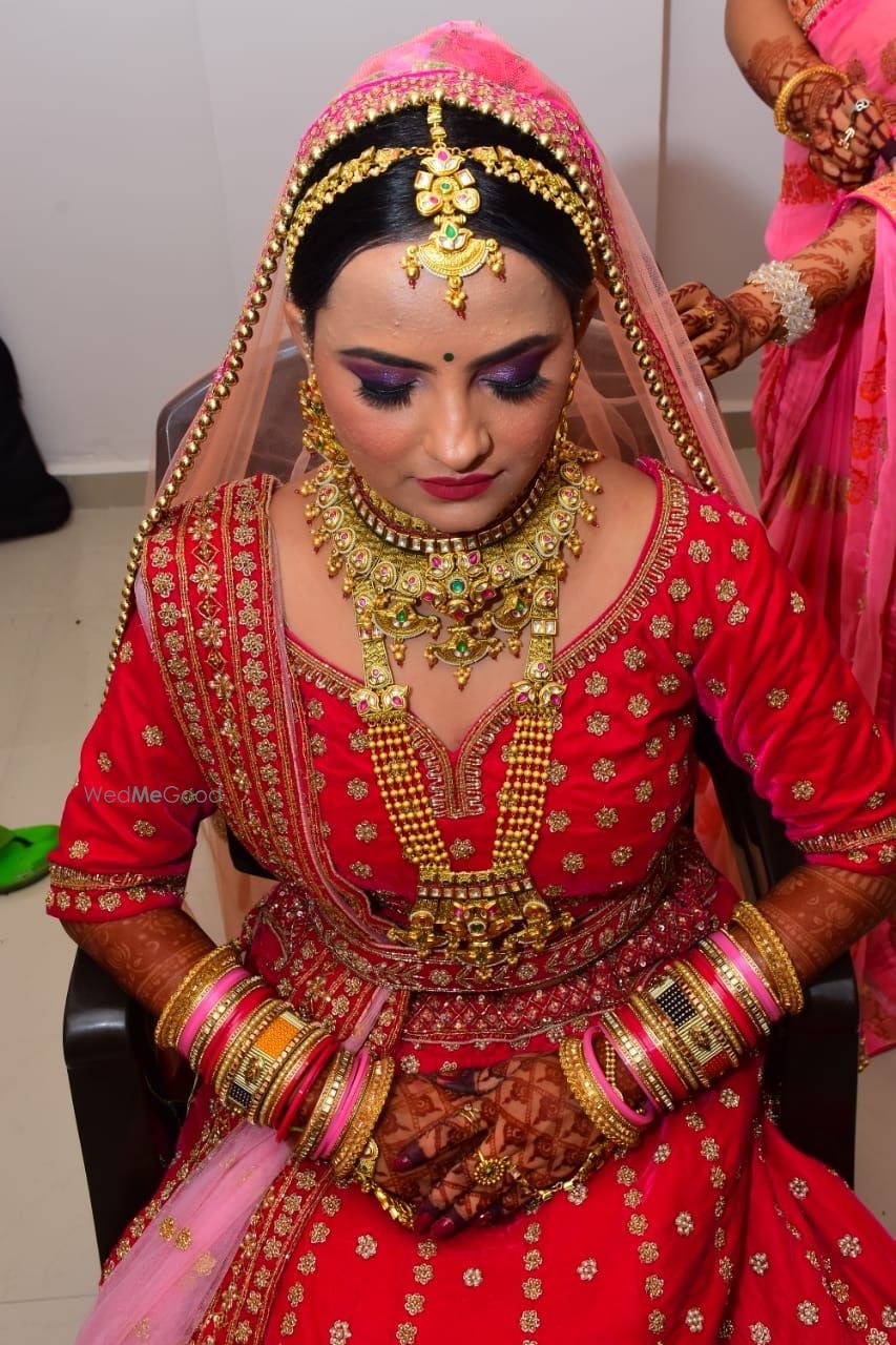 Photo By Dharavi Makeovers - Bridal Makeup