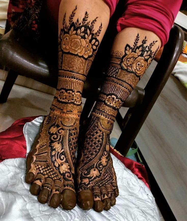 Photo By Aakash Mehandi Art - Mehendi Artist