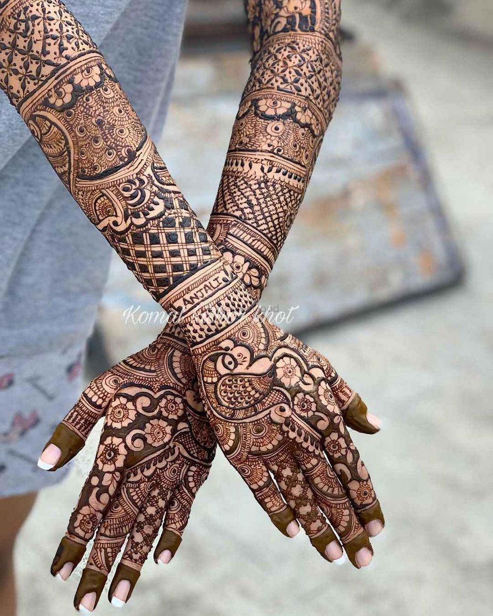 Photo By Aakash Mehandi Art - Mehendi Artist