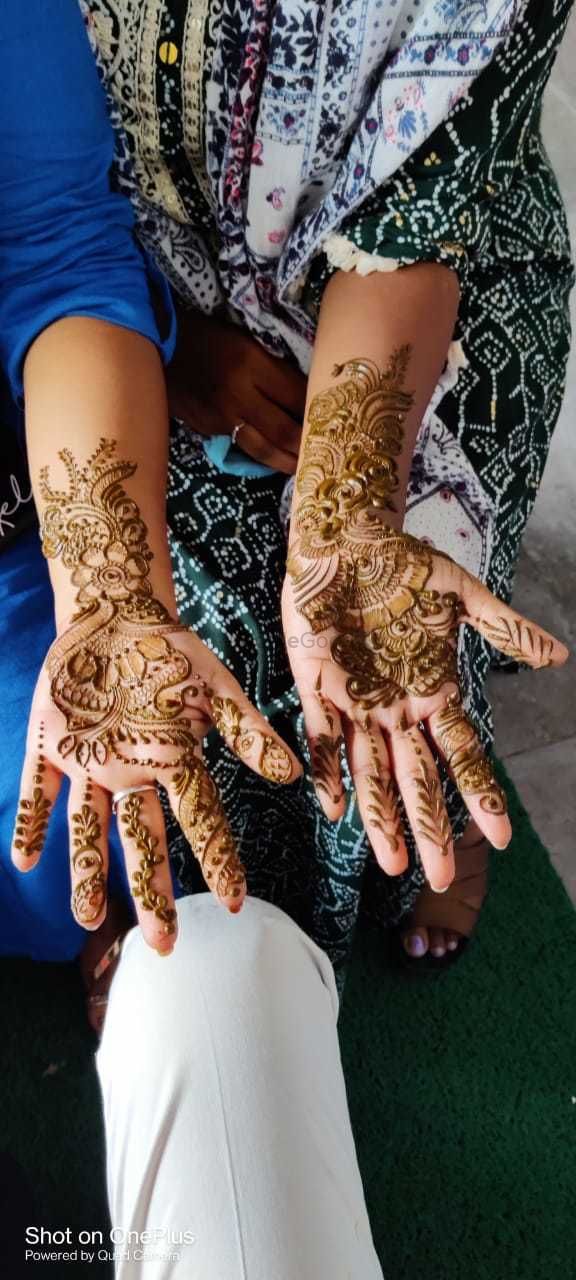 Photo By Aakash Mehandi Art - Mehendi Artist