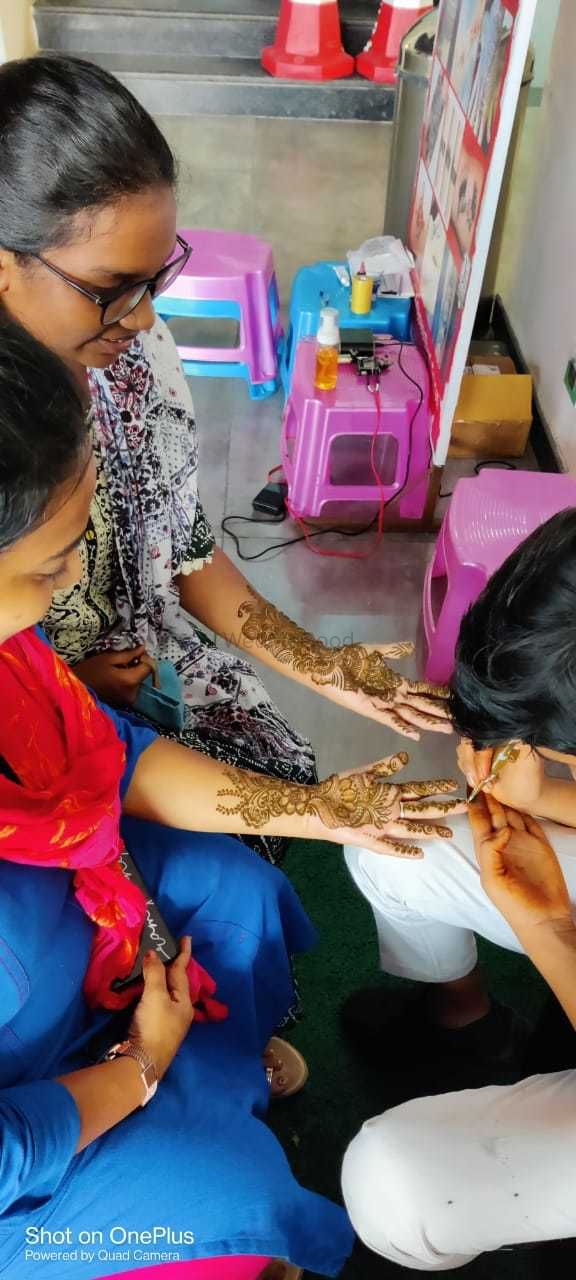 Photo By Aakash Mehandi Art - Mehendi Artist