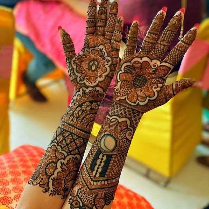 Photo By Aakash Mehandi Art - Mehendi Artist