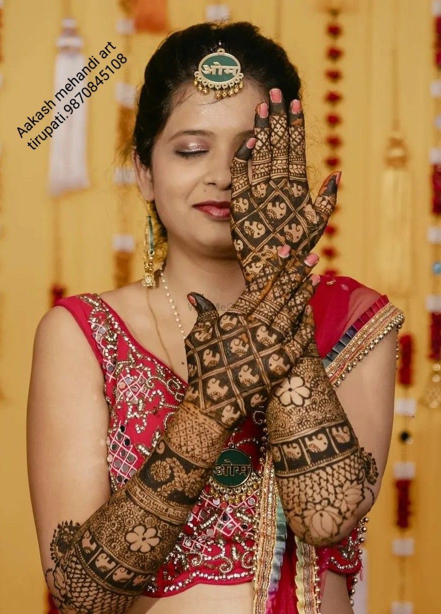 Photo By Aakash Mehandi Art - Mehendi Artist