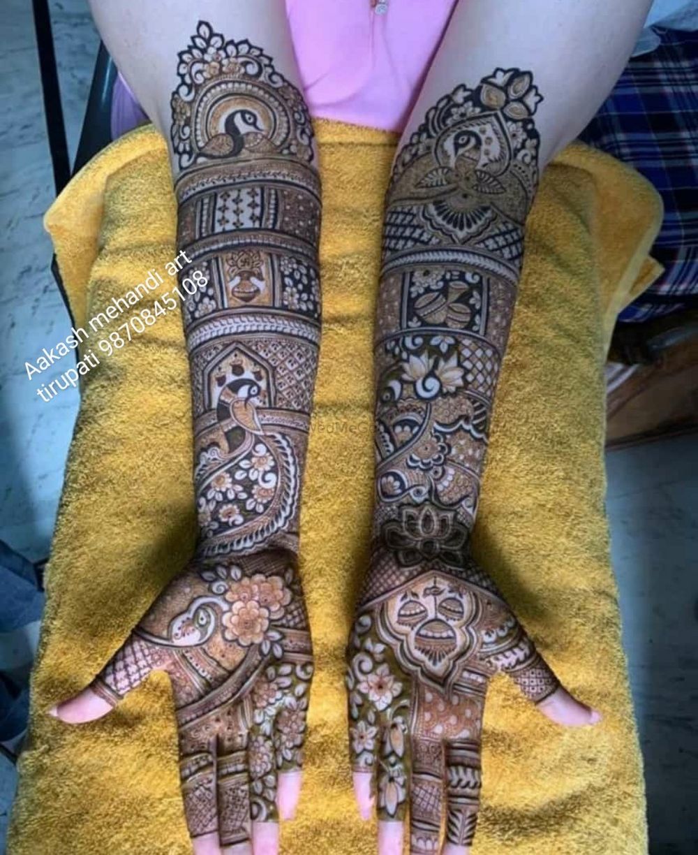 Photo By Aakash Mehandi Art - Mehendi Artist