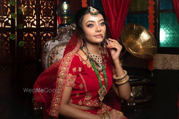 Photo By Makeover by Chanda Verma - Bridal Makeup