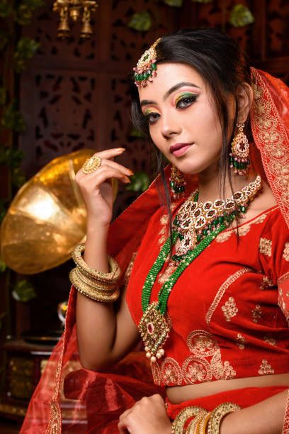 Photo By Makeover by Chanda Verma - Bridal Makeup