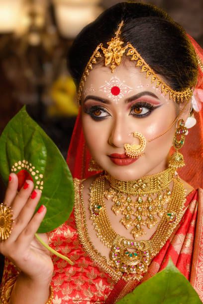 Photo By Makeover by Chanda Verma - Bridal Makeup