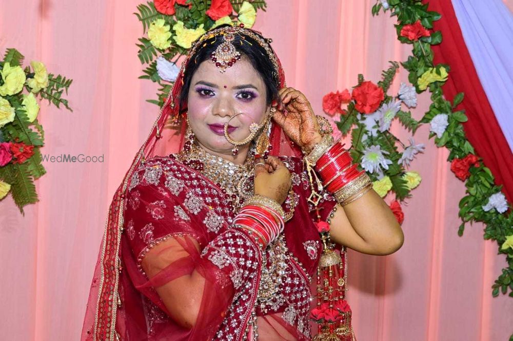 Photo By Radha Gupta Makeovers - Bridal Makeup