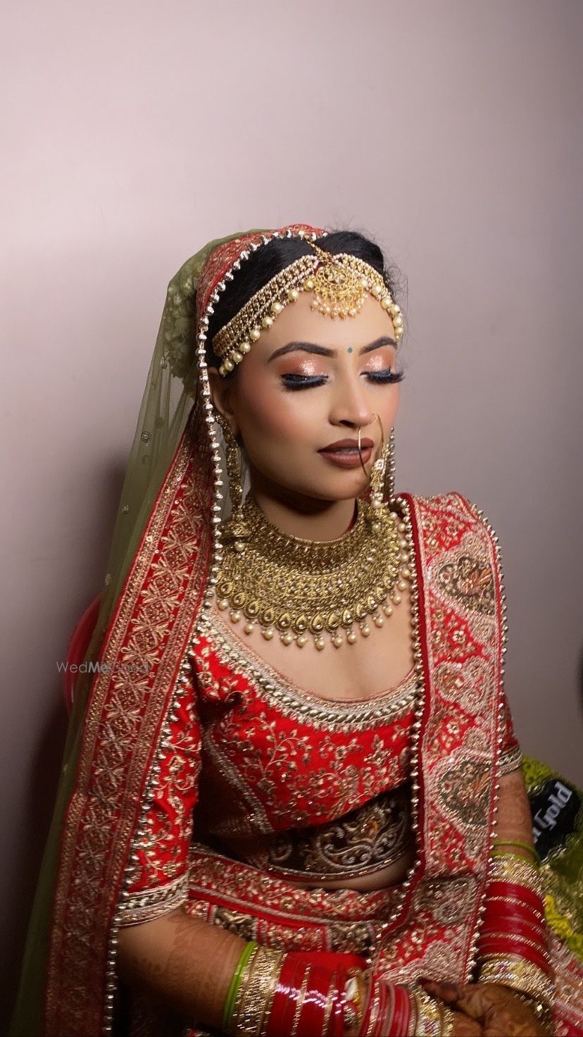 Photo By Makeover by Priyanshi - Bridal Makeup