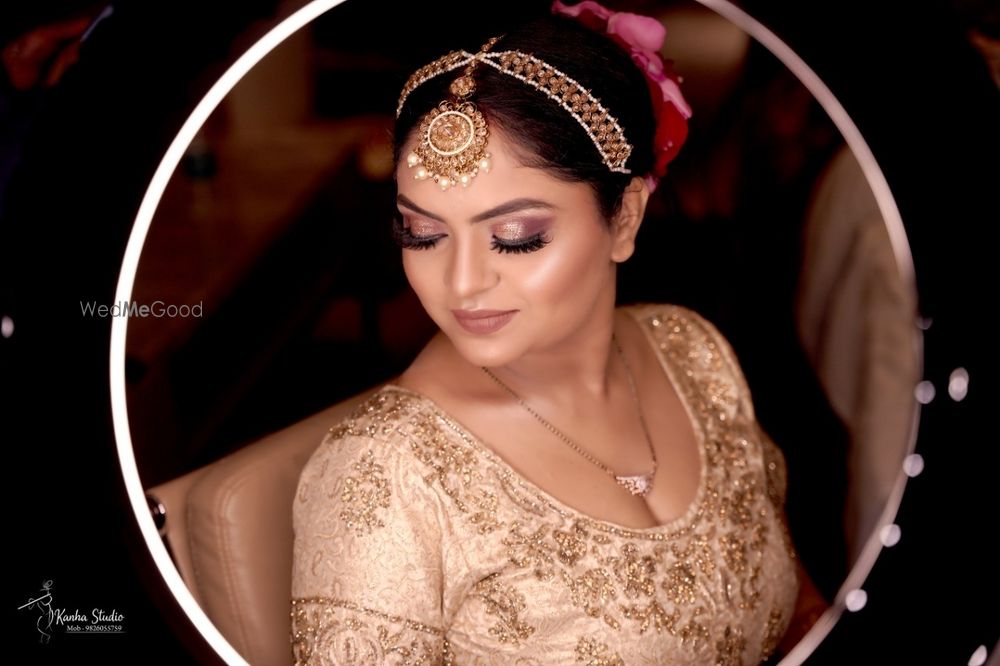 Photo By Makeover by Priyanshi - Bridal Makeup