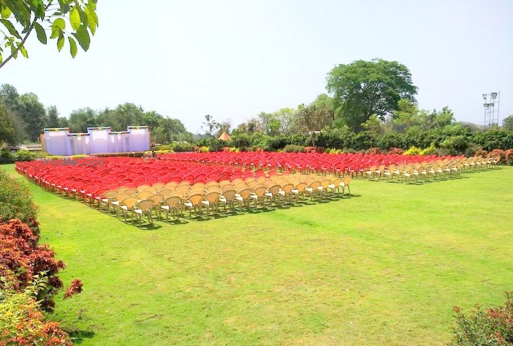 Devgiri Lawns