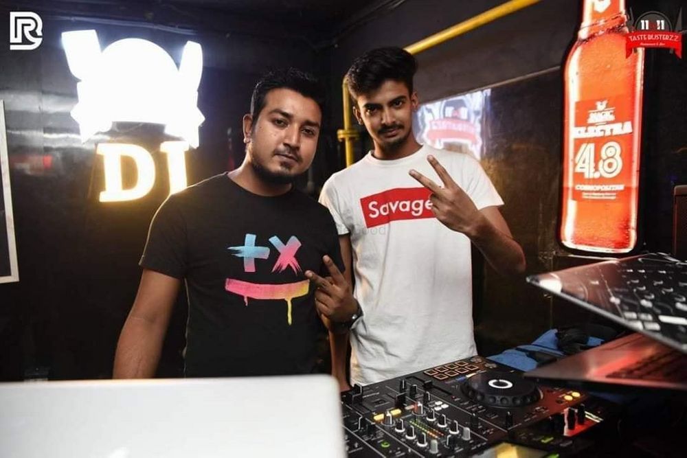 DJ PRO & DJ SN - Kolkata
