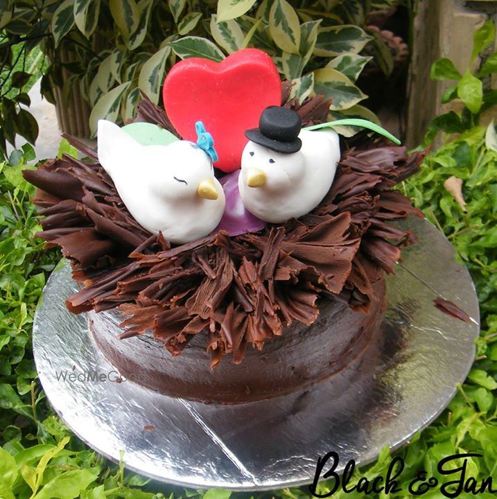 Photo By Black & Tan - Cake