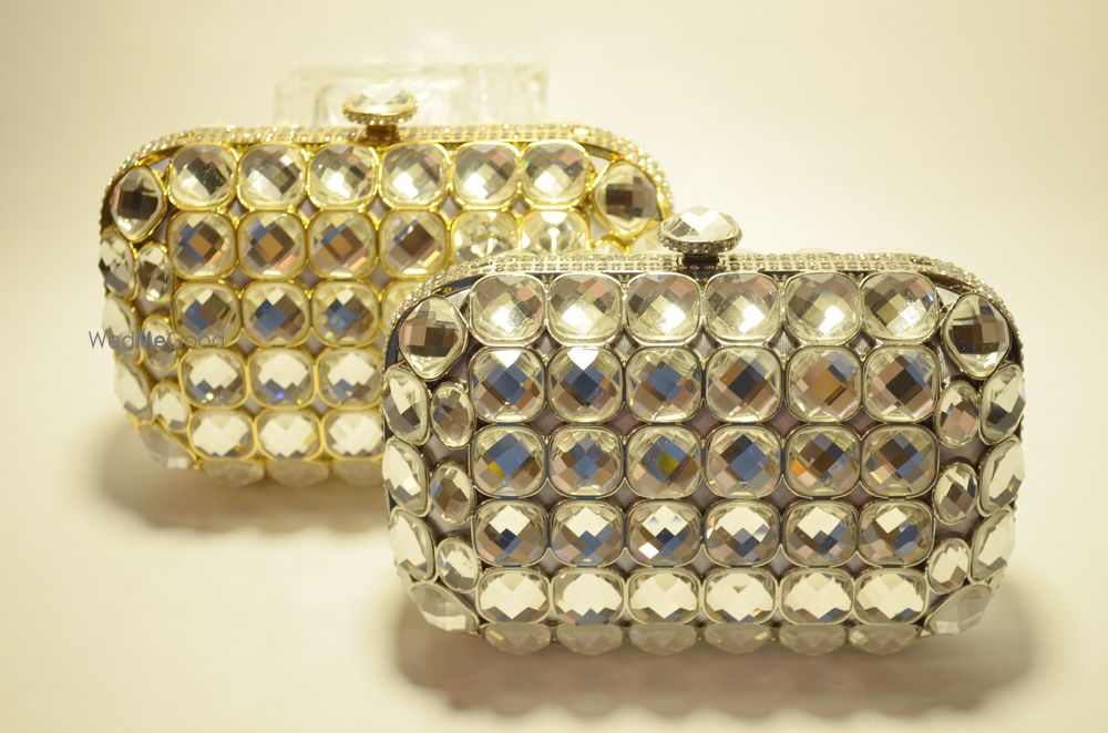 Photo By Slinghouse - Accessories