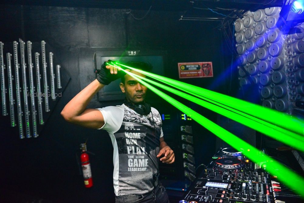 Photo By Shane Viegas - DJs