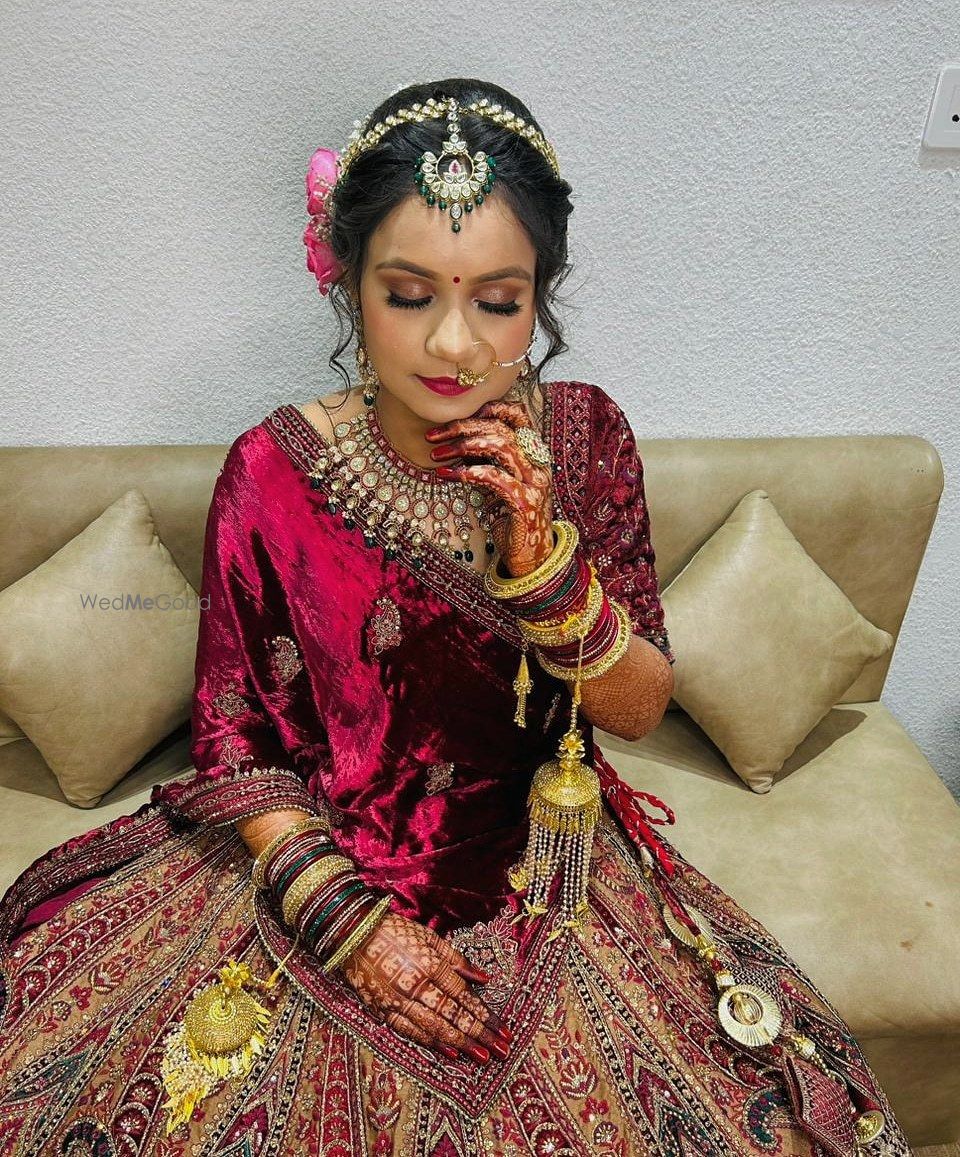 Photo By Nisha Makeovers - Bridal Makeup