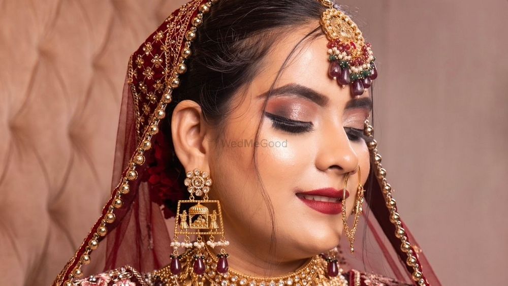 Hiba Mushtaq Makeup Studio & Academy 