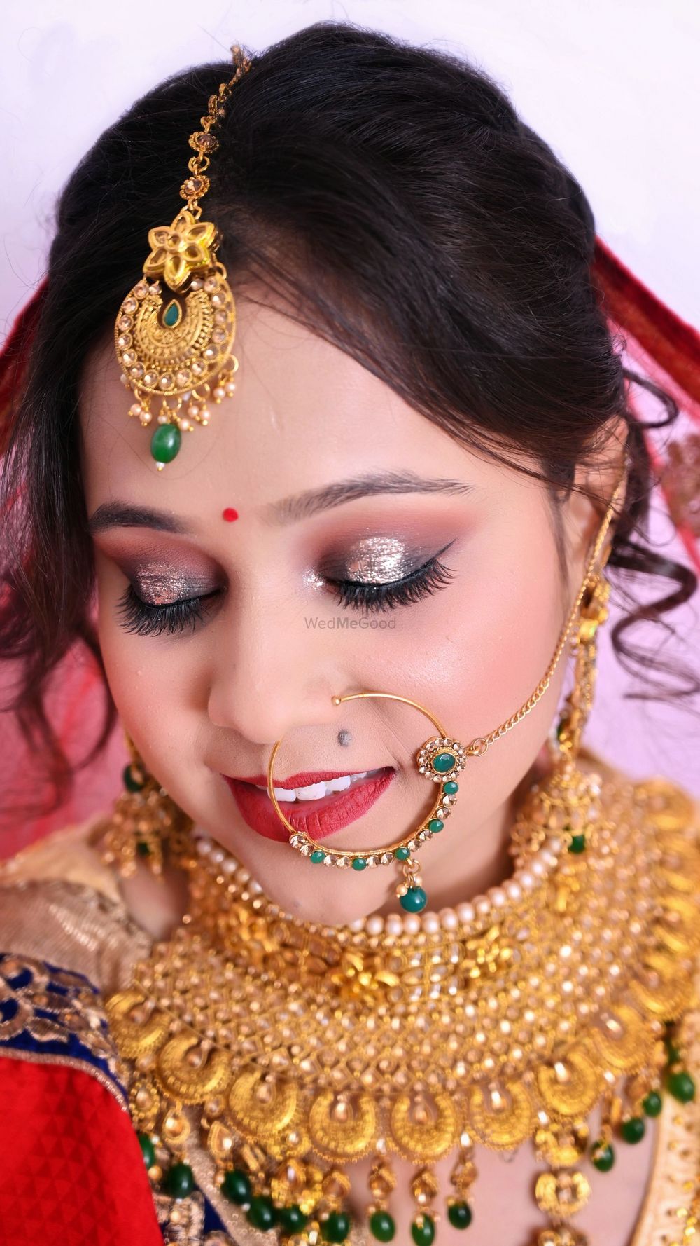 Saloni Makeup and Hairstylist