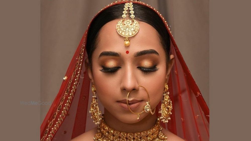 Makeup Junkie Mahak