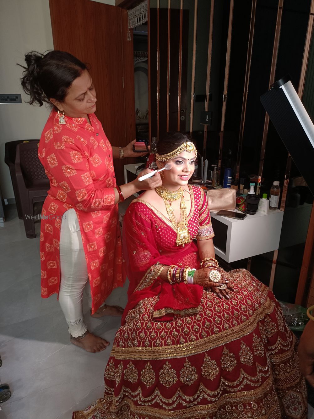 Photo By Aarti Kareliya - Bridal Makeup