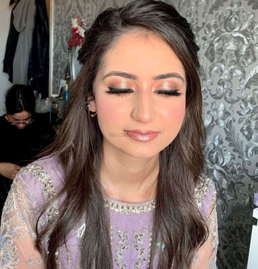 Photo By Makeovers By Vidushi - Bridal Makeup