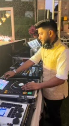 Photo By DJ Ronit - DJs