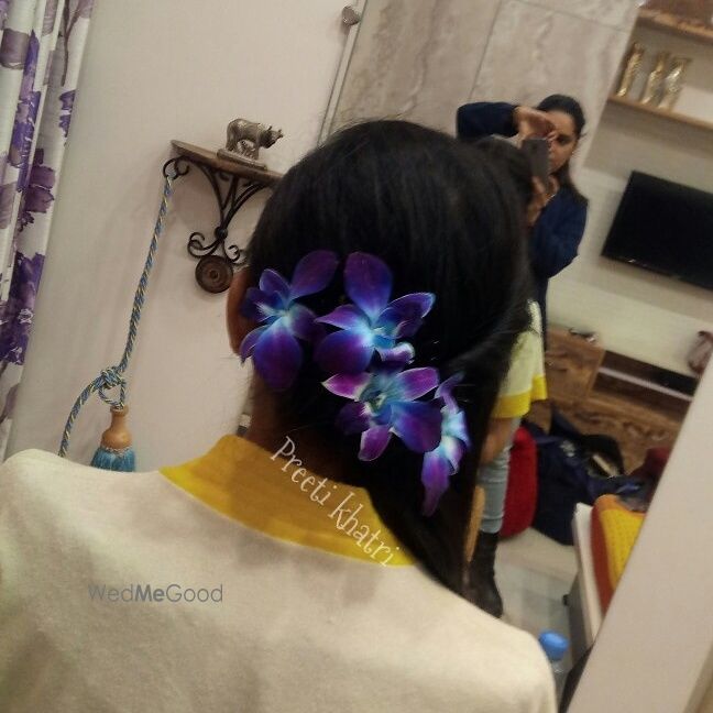 Photo By Makeovers by Preeti Khatri - Bridal Makeup