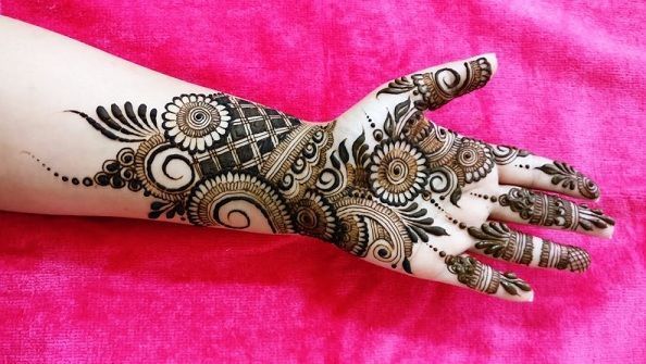 Photo By Rishi Mehandi Artist - Mehendi Artist