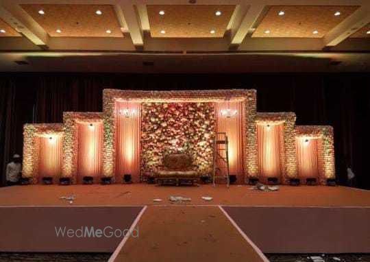 Photo By BALAJI TENT AND CATERING - Decorators