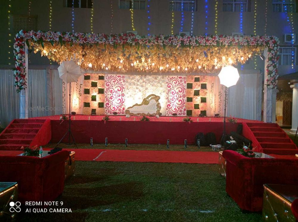 Photo By BALAJI TENT AND CATERING - Decorators