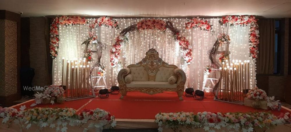 Photo By BALAJI TENT AND CATERING - Decorators