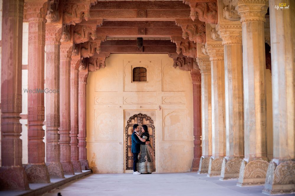 Photo By Life on Reels - Pre Wedding Photography - Pre Wedding Photographers