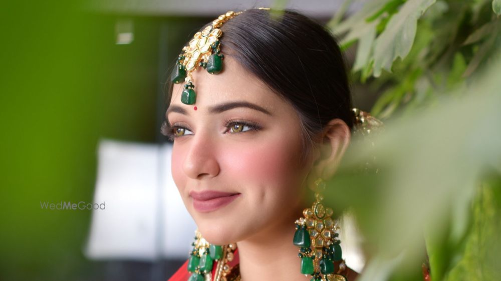 Makeup by Khushii Kapoor