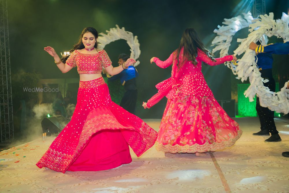 Photo By Weddingcvickiee - Sangeet Choreographer