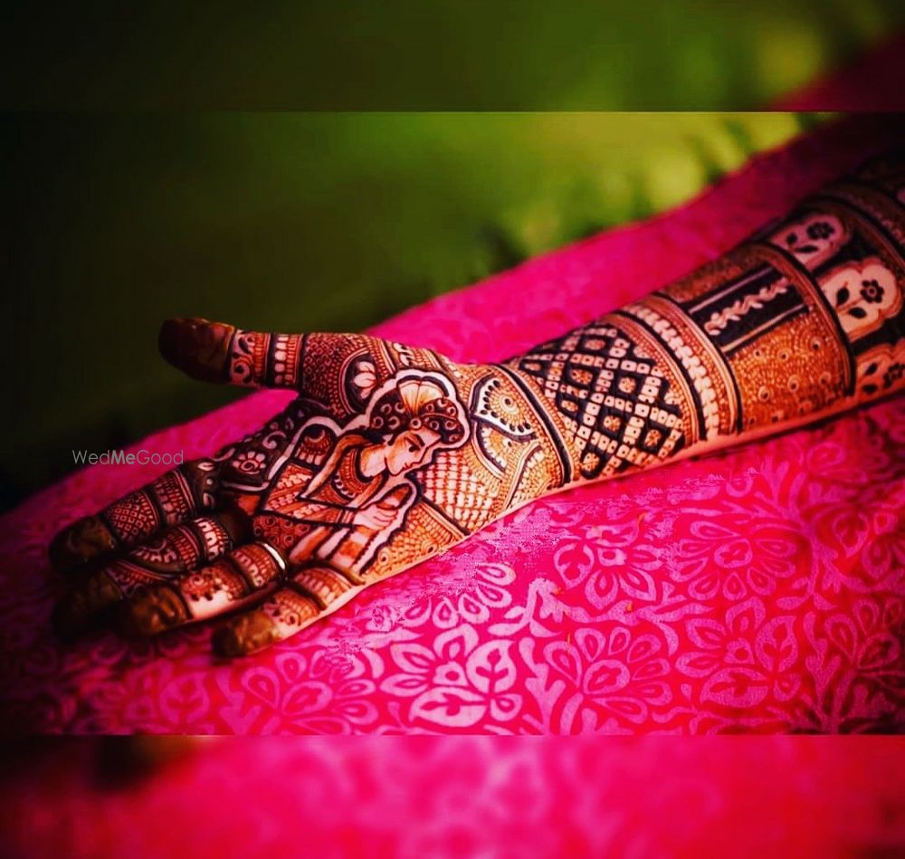 Photo By Mehndi Boutique - Mehendi Artist